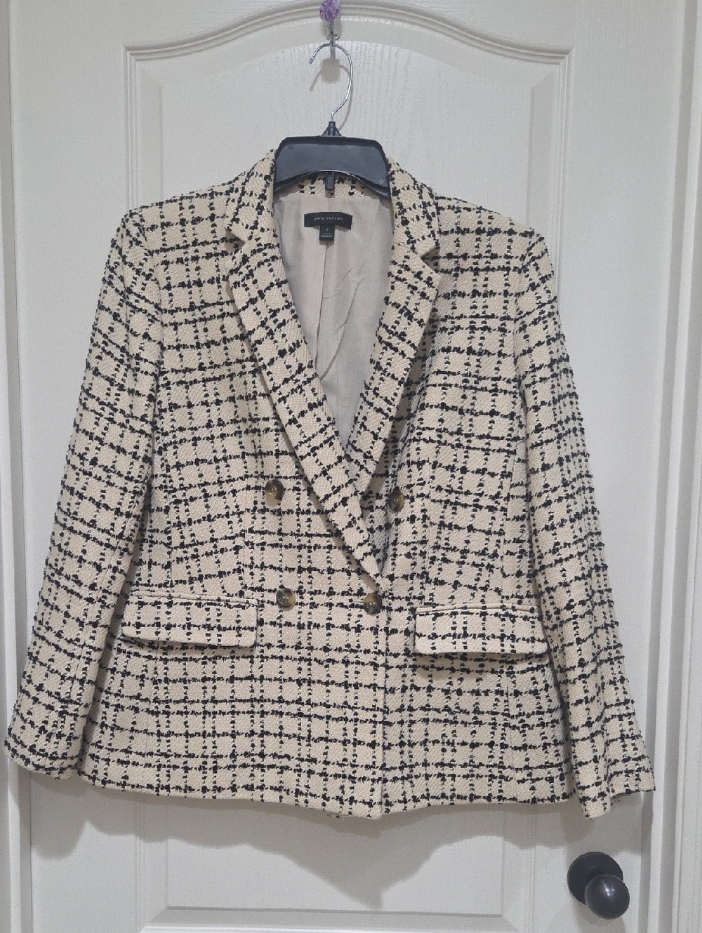 Ann Taylor Cream and Black Tweed Double-Breasted BlazerTaylor- Size 12